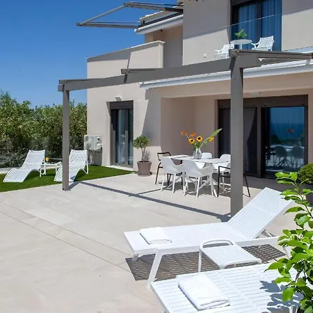 Lumiere Villas Kanali  Exteriér fotografie